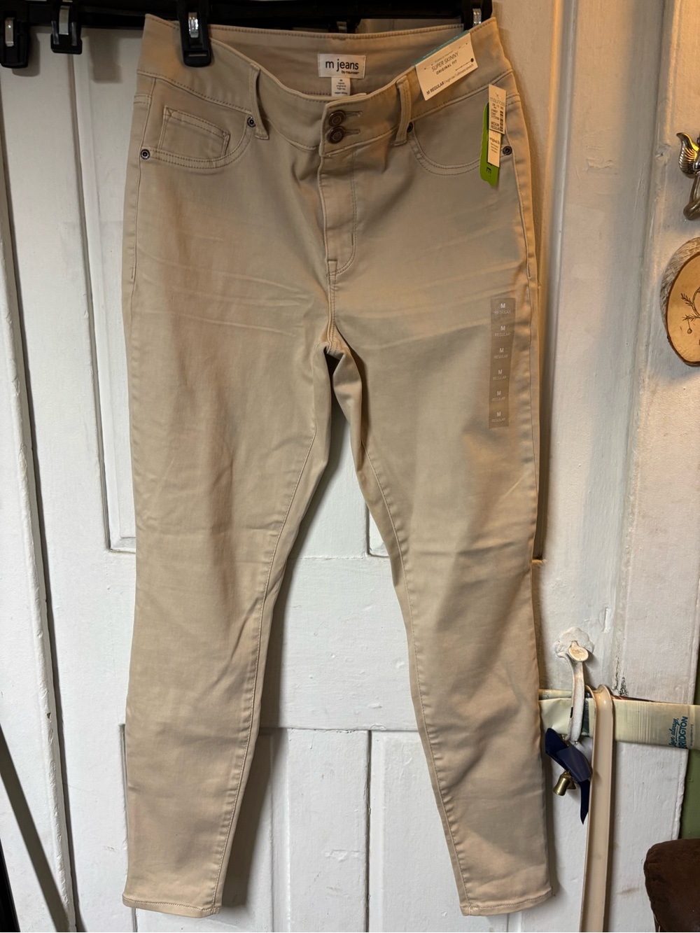 Maurices Women’s Skinny Jeans in Tan